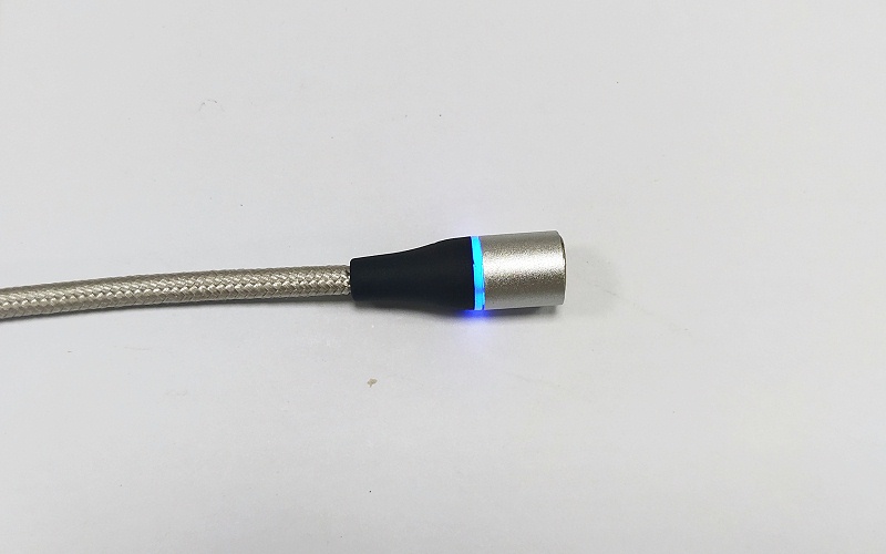 5.6-尼龍磁吸數(shù)據(jù)線04